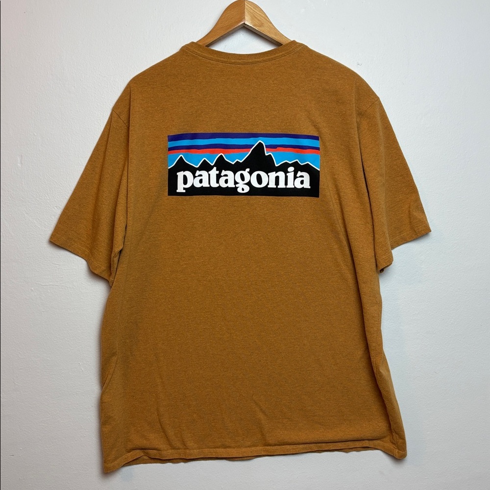 Patagonia Men's‎ XL Responsibili-Tee Short Sleeve Talon Gold #38504
